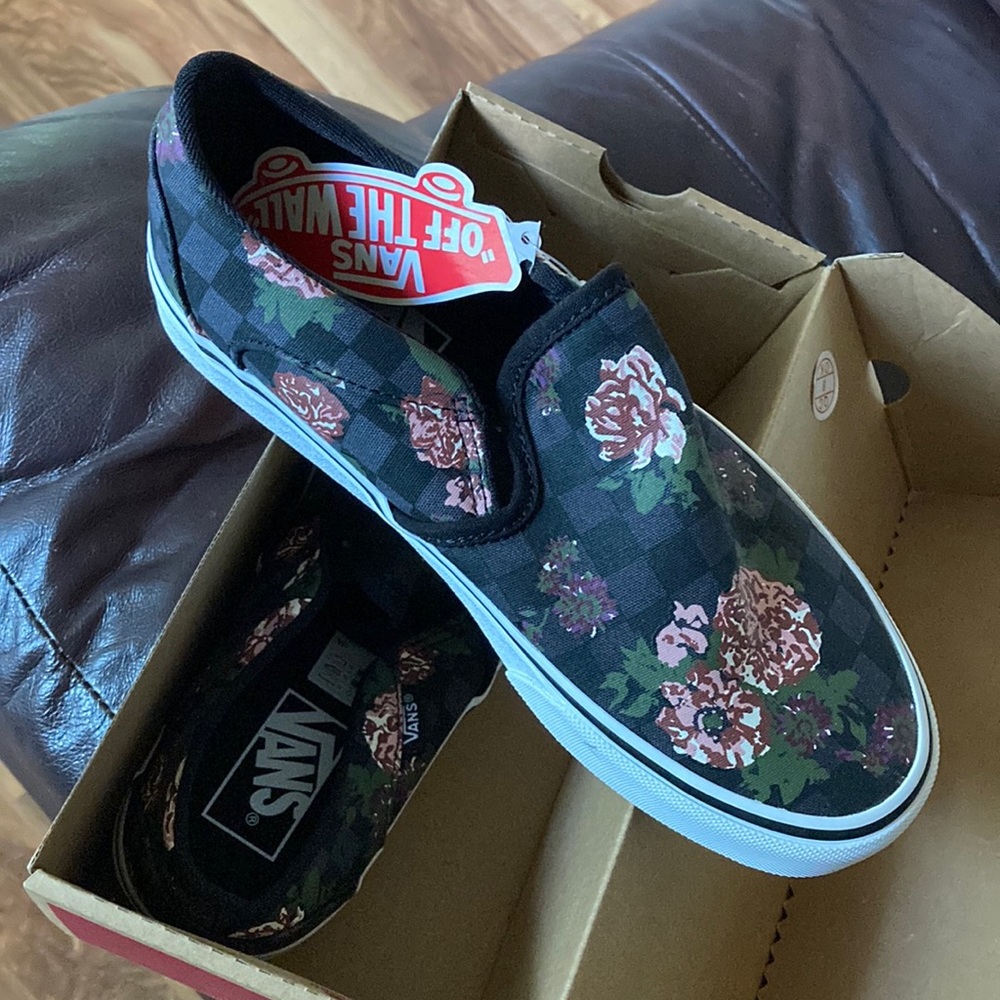 black (flowers & checks) womens size 7 Vans slip ons